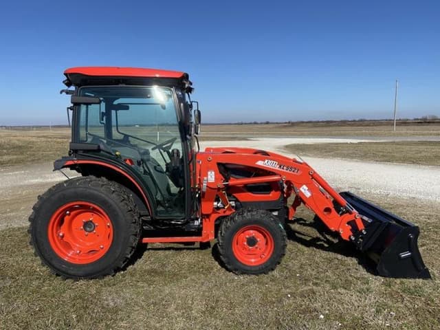 Image of Kioti DK5320SE HST equipment image 4