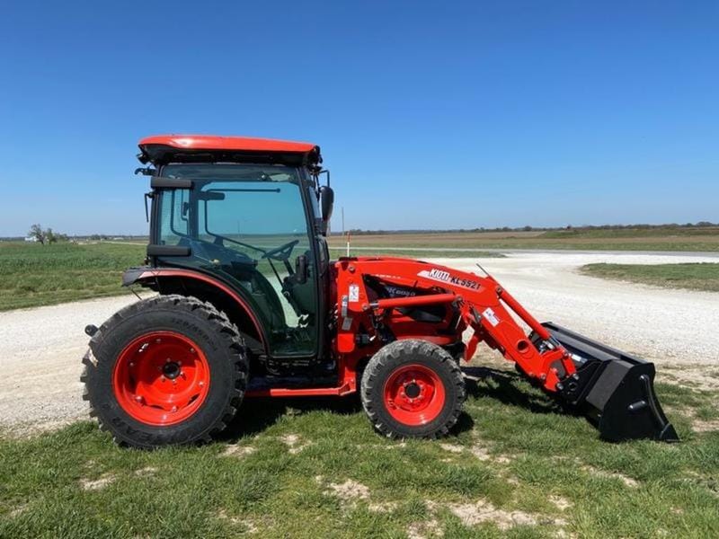 Kioti DK6020SE HST Equipment Image0