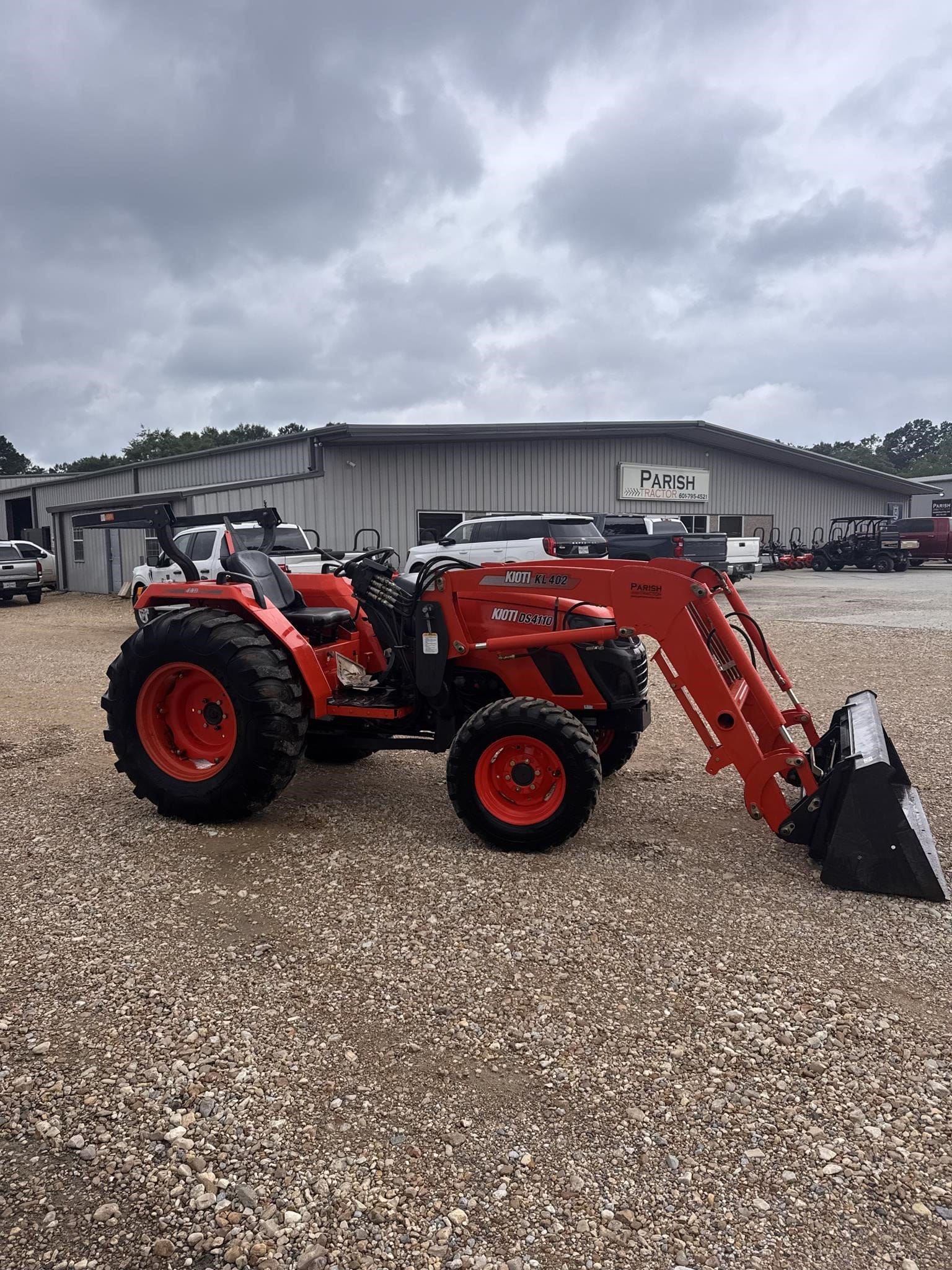 Kioti DS4110 Equipment Image0