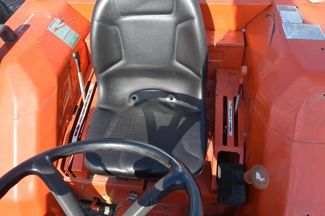 Image of Kioti DS4510 equipment image 4