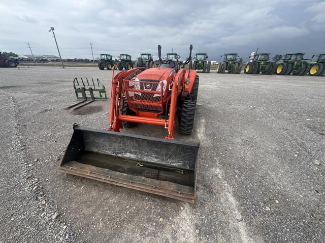 Image of Kioti NX4510 equipment image 2