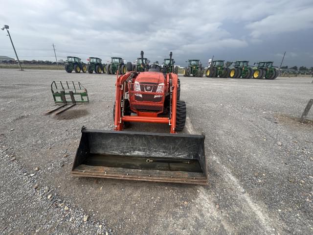 Image of Kioti NX4510 equipment image 3