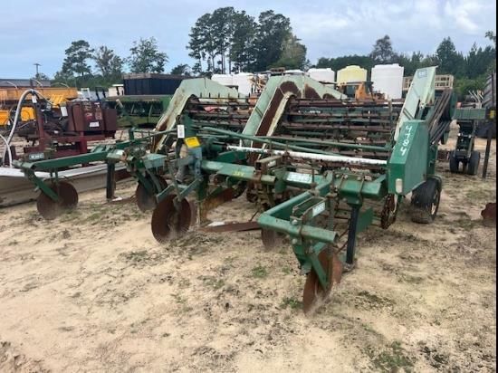 KMC 4 (36-38) Equipment Image0