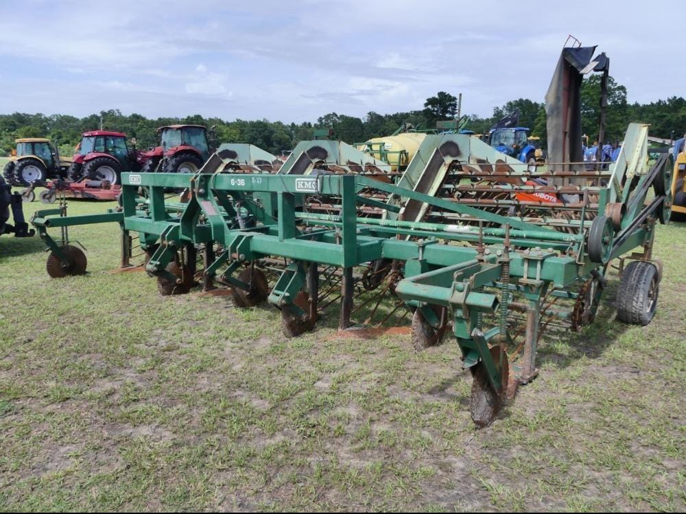 KMC 6-36 Equipment Image0