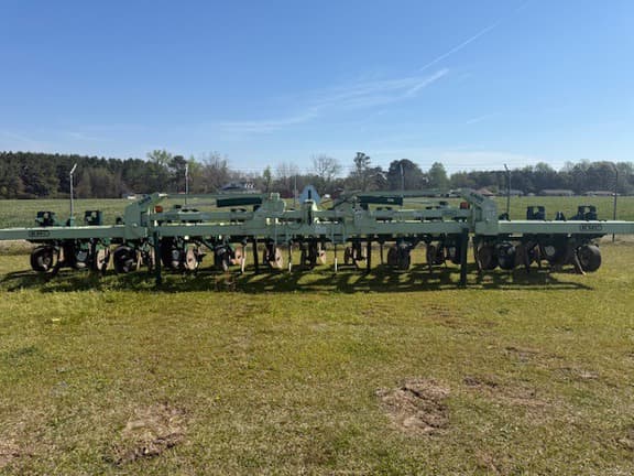 Image of KMC 6800 equipment image 3