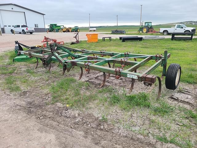 Image of KMC Undetermined equipment image 1