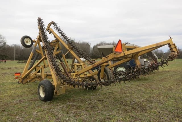 Image of KMC 3003A equipment image 3