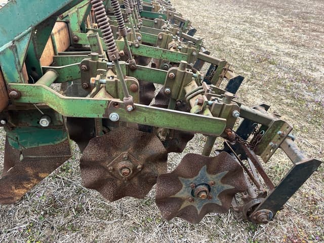 Image of KMC Strip Till equipment image 1