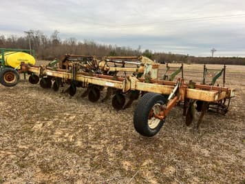 Main image KMC Strip Till