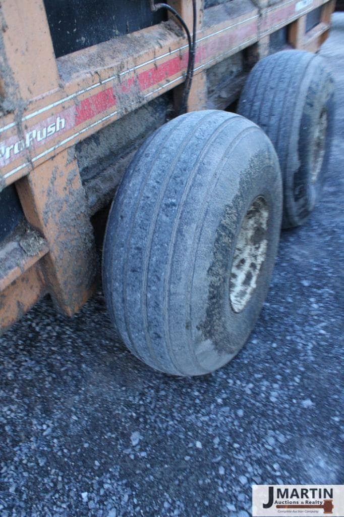 Kuhn Knight 2044 Manure Handling Manure Spreaders Dry for Sale