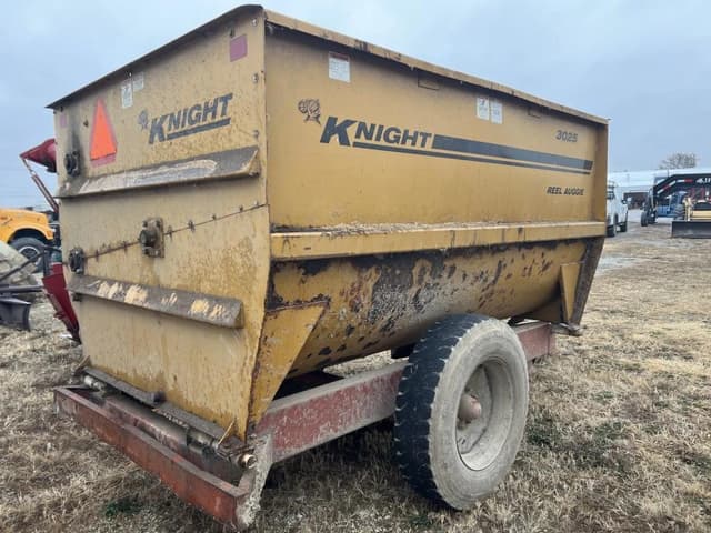 Image of Knight 3025 equipment image 1