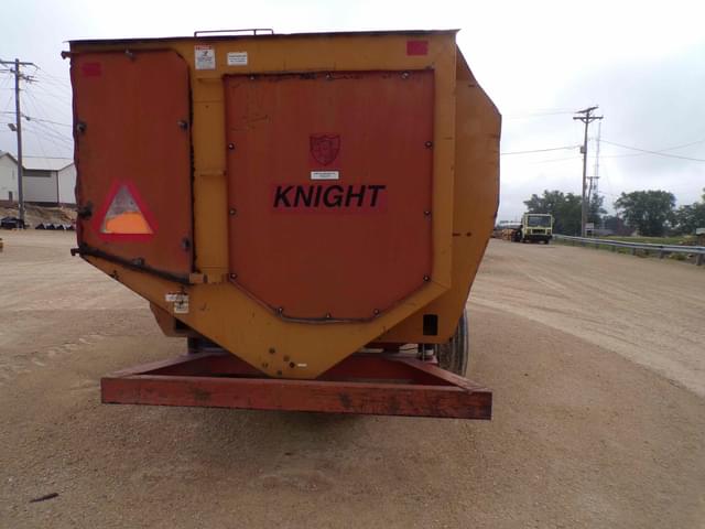 Image of Knight 3042 equipment image 1