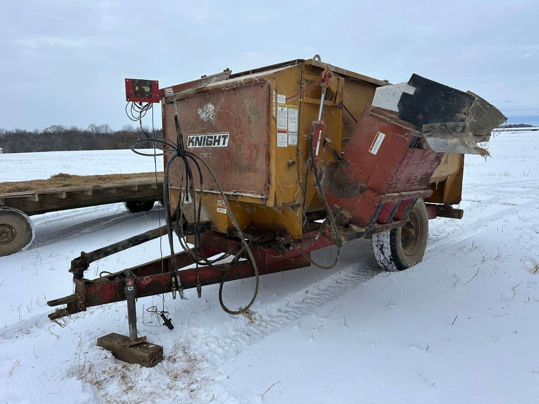 Image of Knight 3300 Primary image