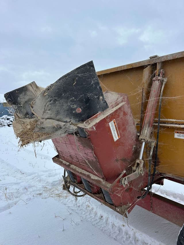 Image of Knight 3300 equipment image 3