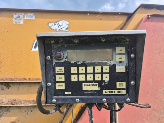 Image of Knight 3450 equipment image 2