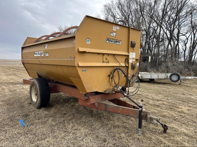 Image of Knight 3575 equipment image 2