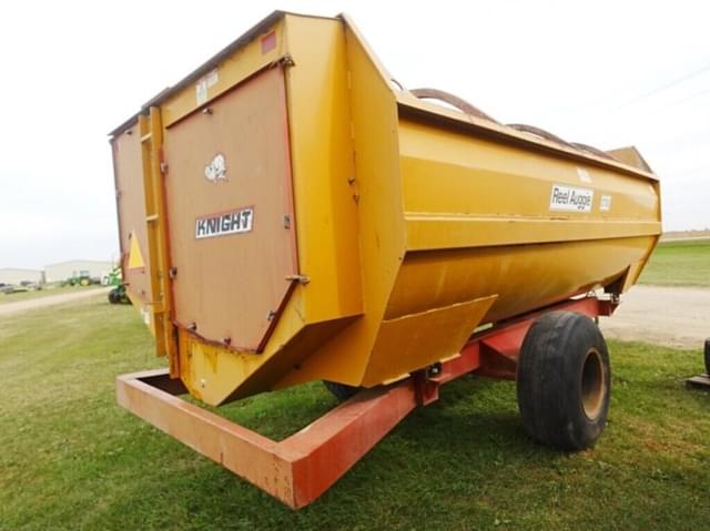 Image of Knight 3700 equipment image 2