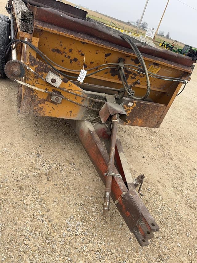 Image of Knight 410 equipment image 1