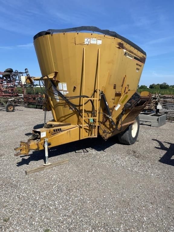 Knight Verti-Maxx 5055 Equipment Image0