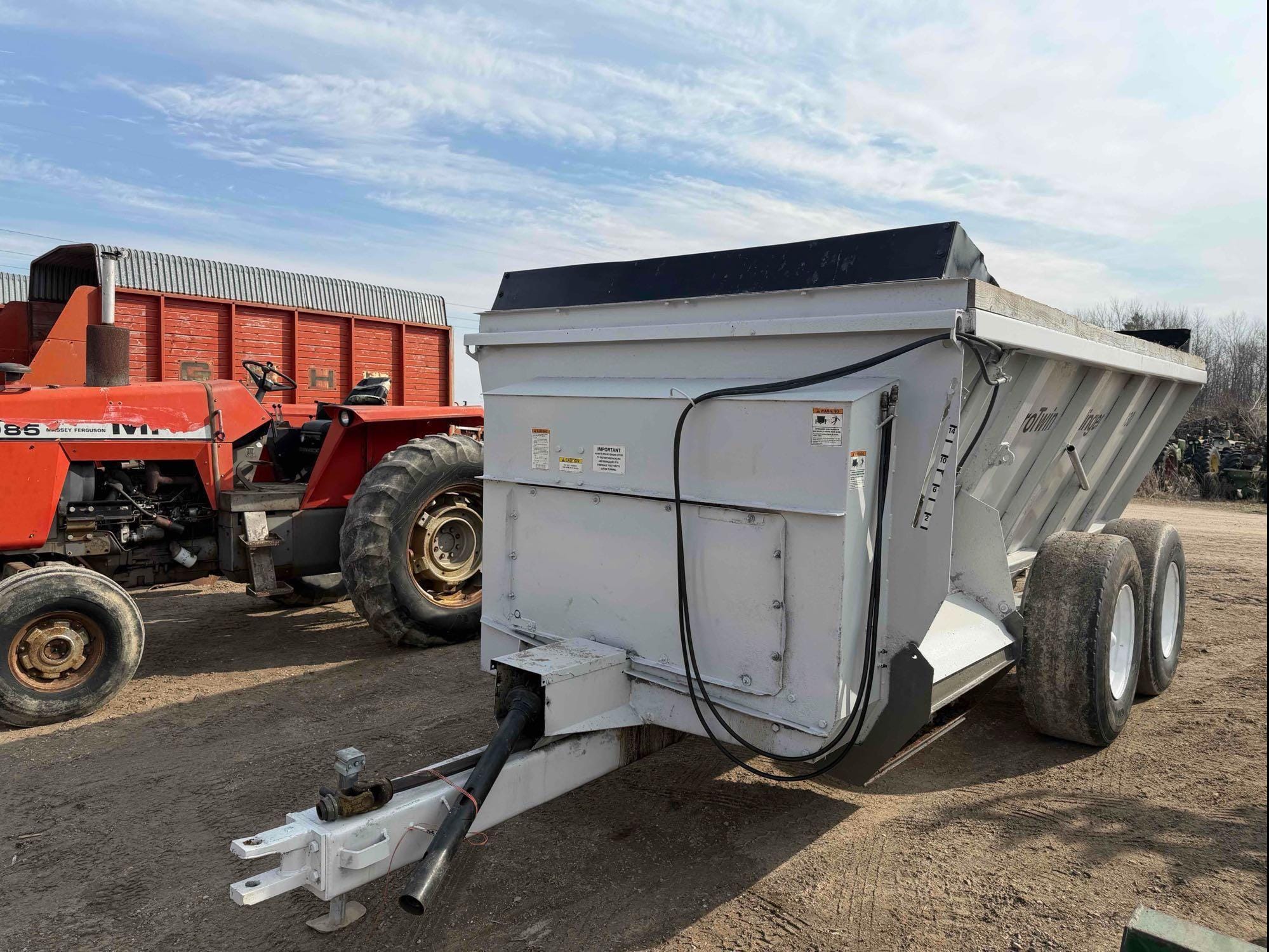 Knight 8030 Equipment Image0