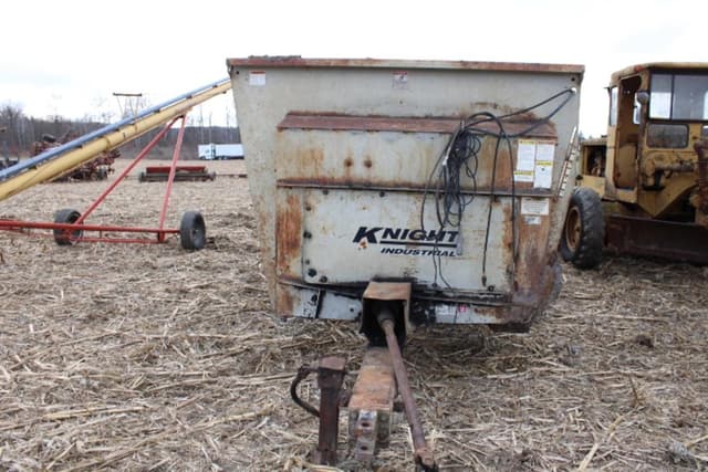 Image of Knight 8032 equipment image 1