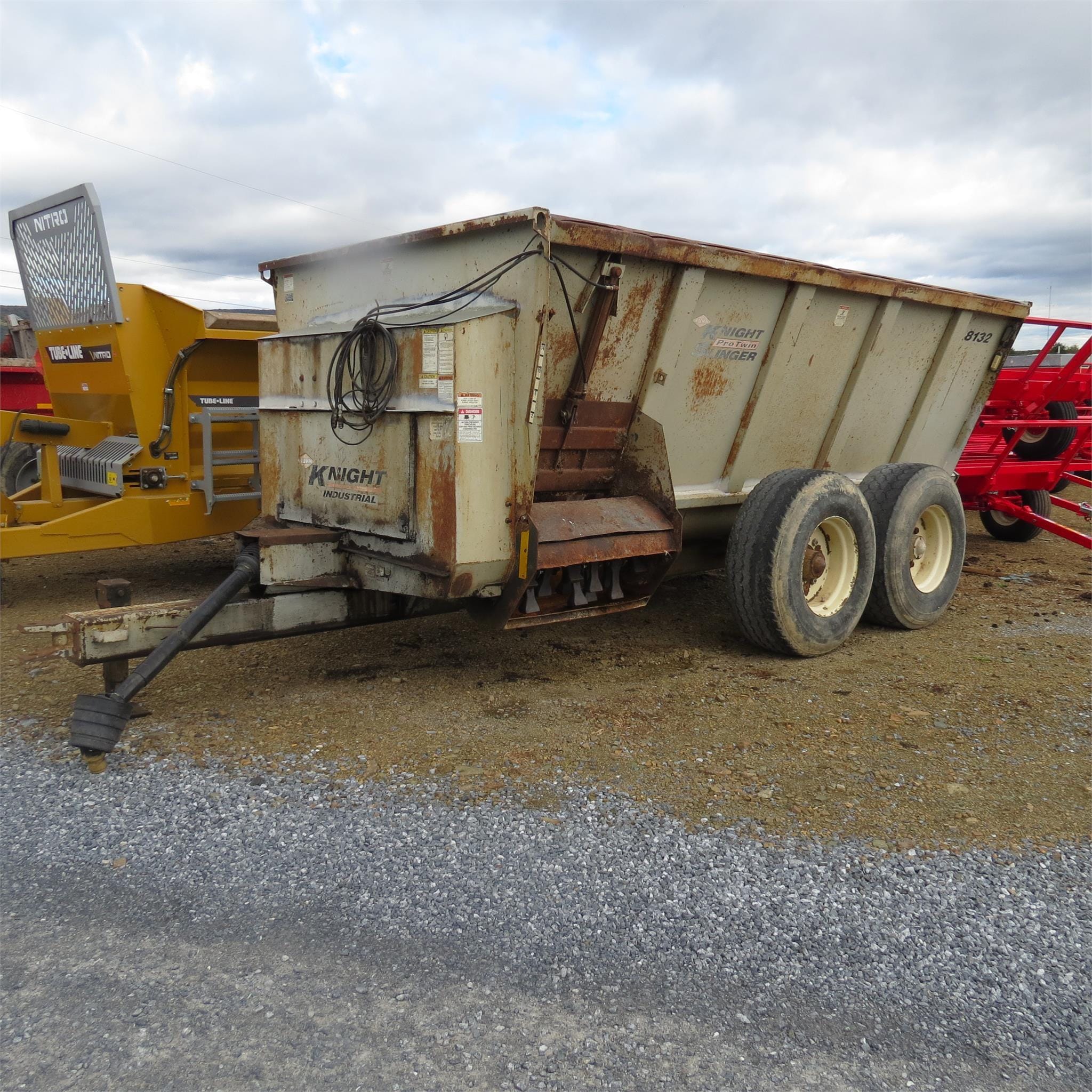 Main image Knight 8132