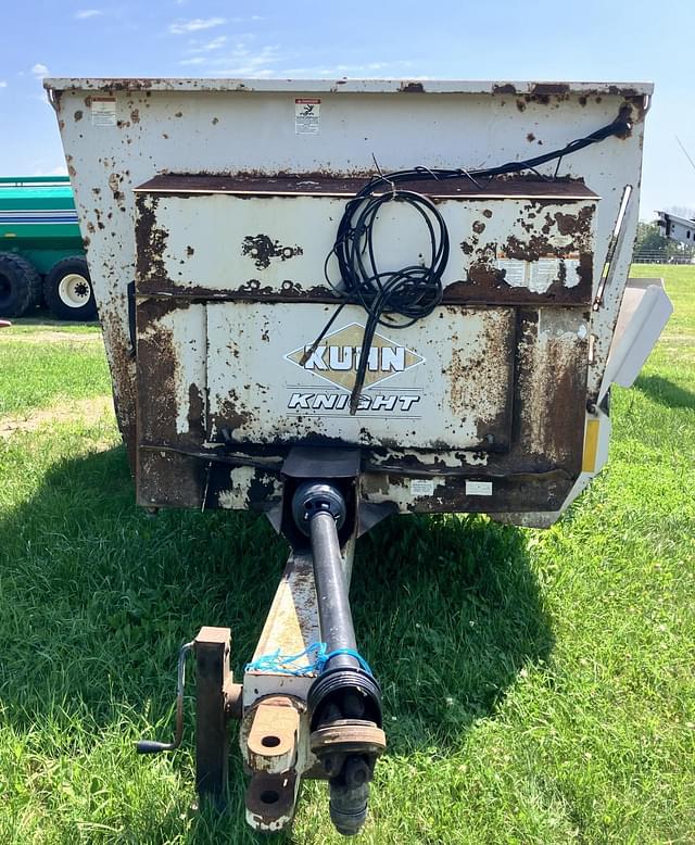 Image of Kuhn Knight 8141 equipment image 2
