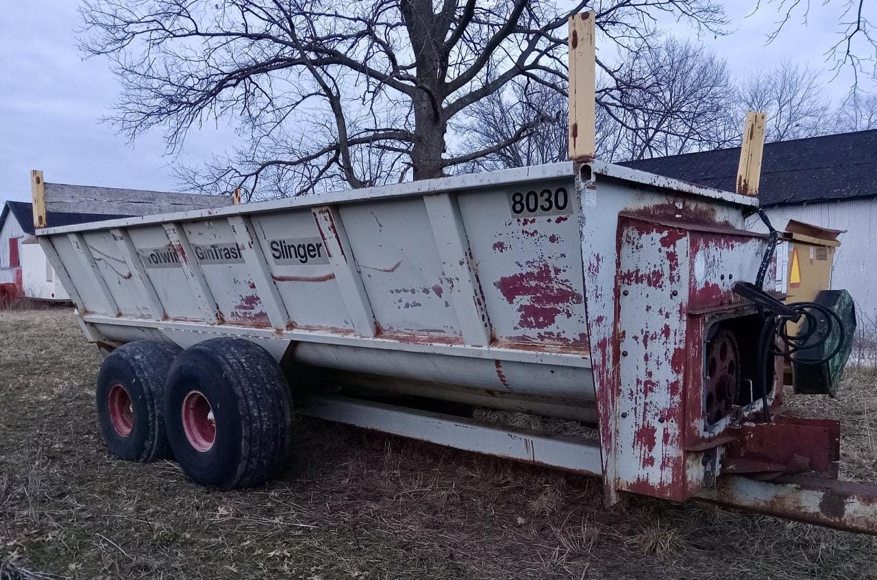 Knight 8030 Equipment Image0