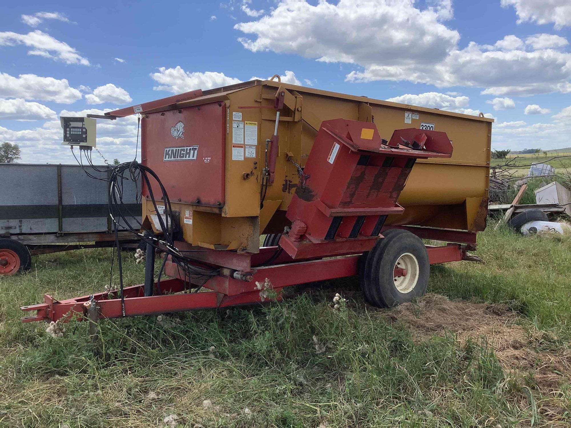 Main image Knight 3300