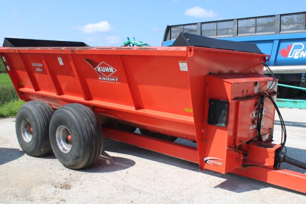 Main image Kuhn Knight 8124