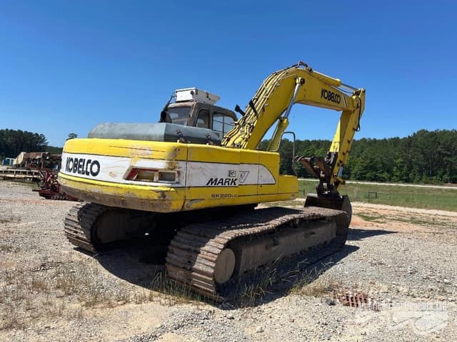 Image of Kobelco SK220 equipment image 4