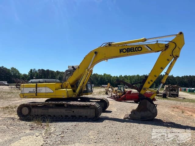Image of Kobelco SK220 equipment image 3