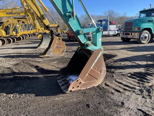 Image of Kobelco SK135SR equipment image 2
