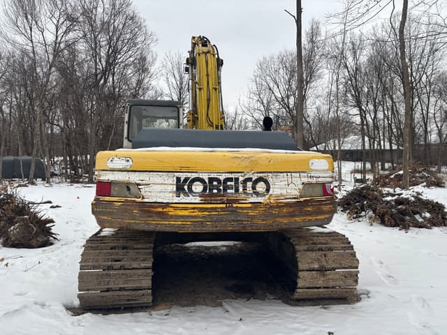 Image of Kobelco SK220 equipment image 2
