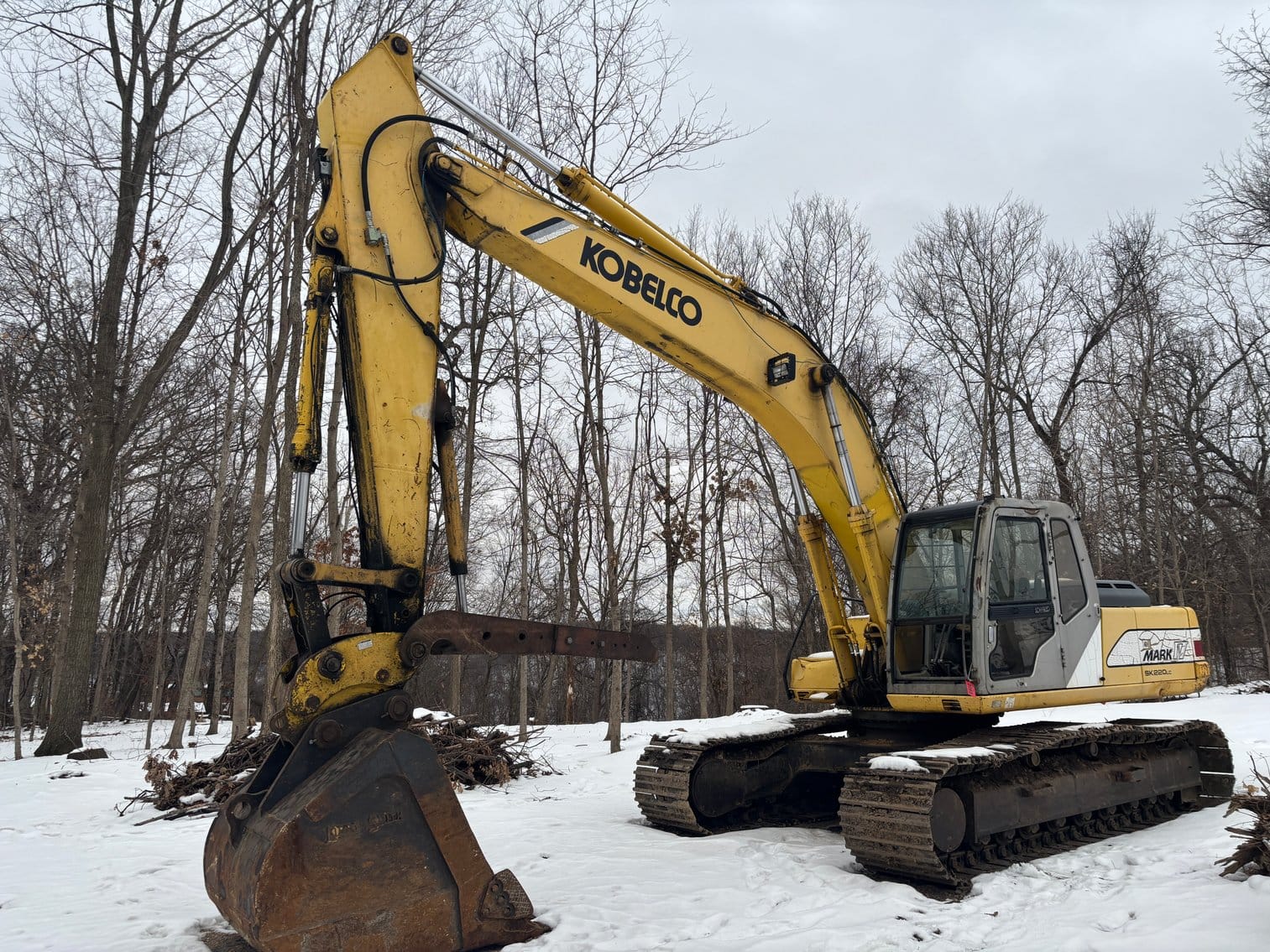 Kobelco SK220 Equipment Image0
