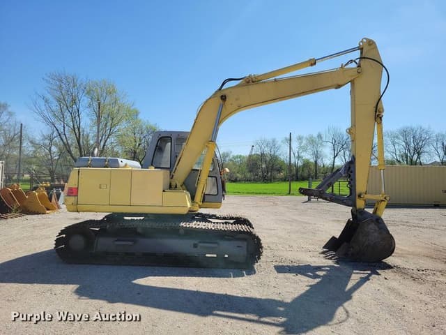 Image of Kobelco SK120LC equipment image 3