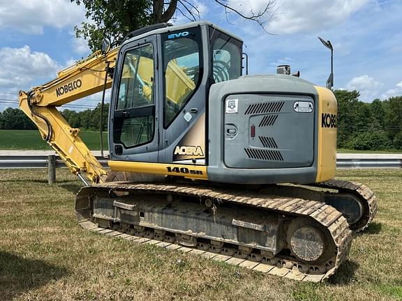 Image of Kobelco SK140SR equipment image 2