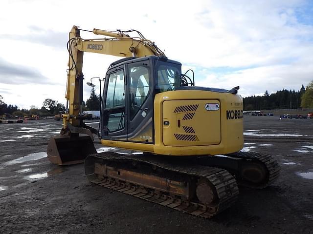 Image of Kobelco SK140SRLC-3 equipment image 4