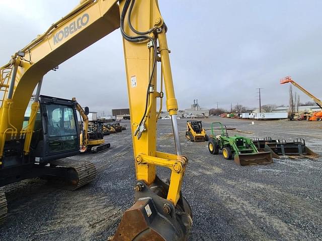 Image of Kobelco SK140SRLC-7 equipment image 3