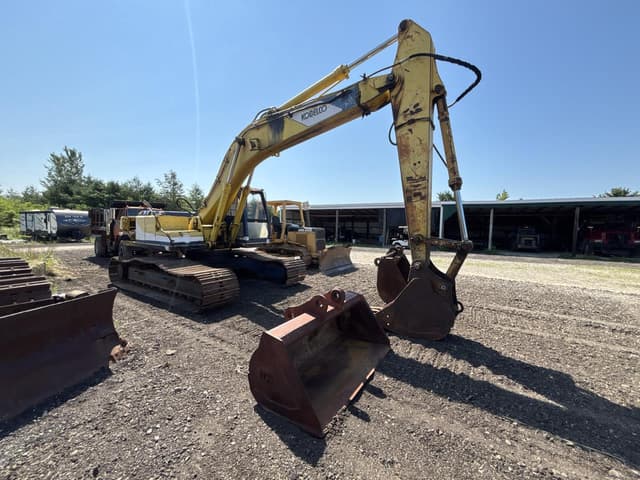 Image of Kobelco SK200LC equipment image 1