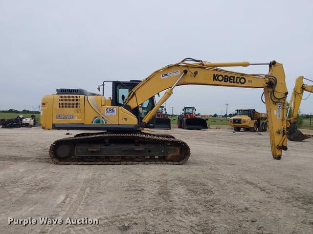 Image of Kobelco SK210LC-10 equipment image 3