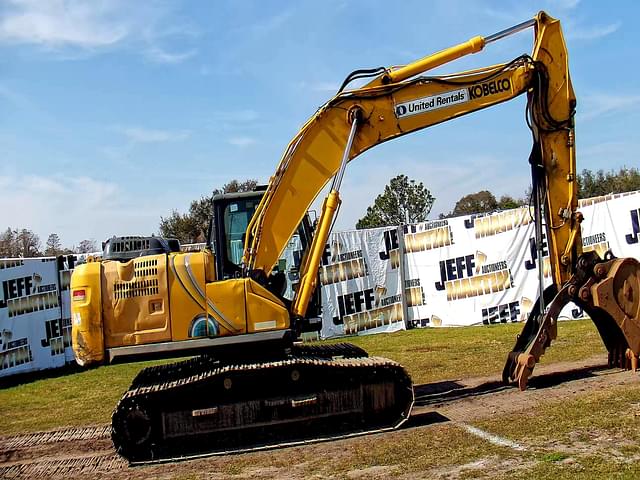 Image of Kobelco SK210LC-10 equipment image 3