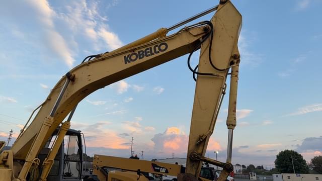 Image of Kobelco SK220 equipment image 3