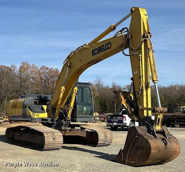 Image of Kobelco SK260LC-10 equipment image 2