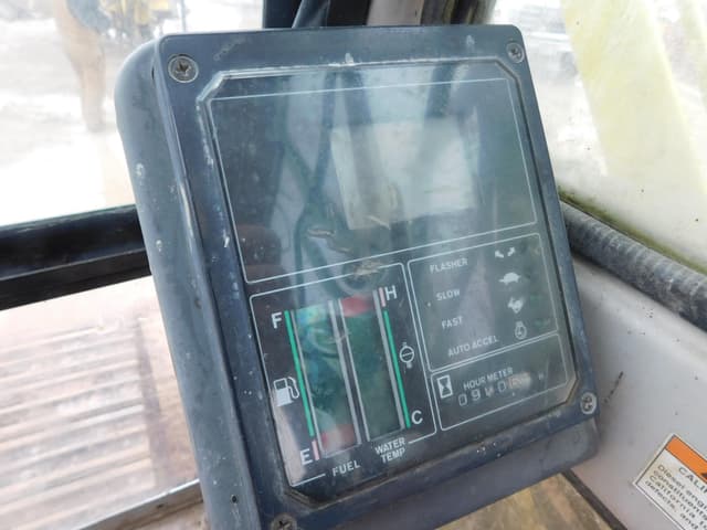 Image of Kobelco SK300LC equipment image 4