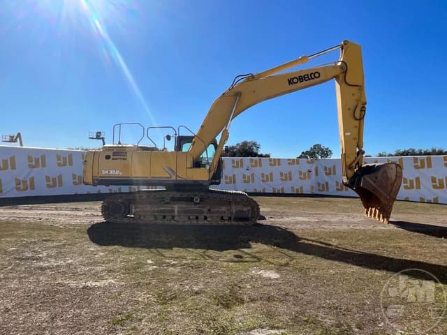Image of Kobelco SK350LC-9 equipment image 3
