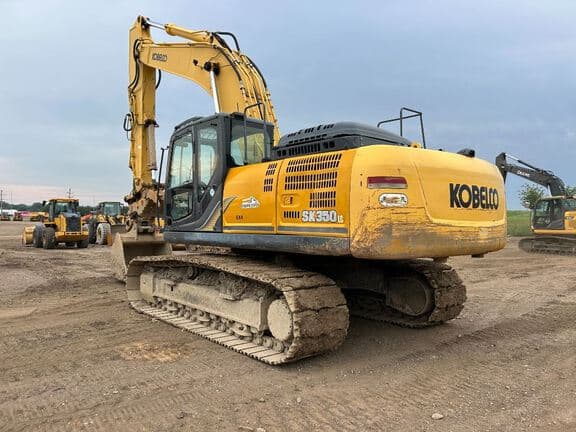 Image of Kobelco SK350LC equipment image 2