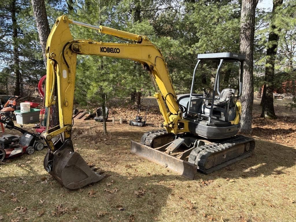 Image of Kobelco SK45SR-2 Primary image