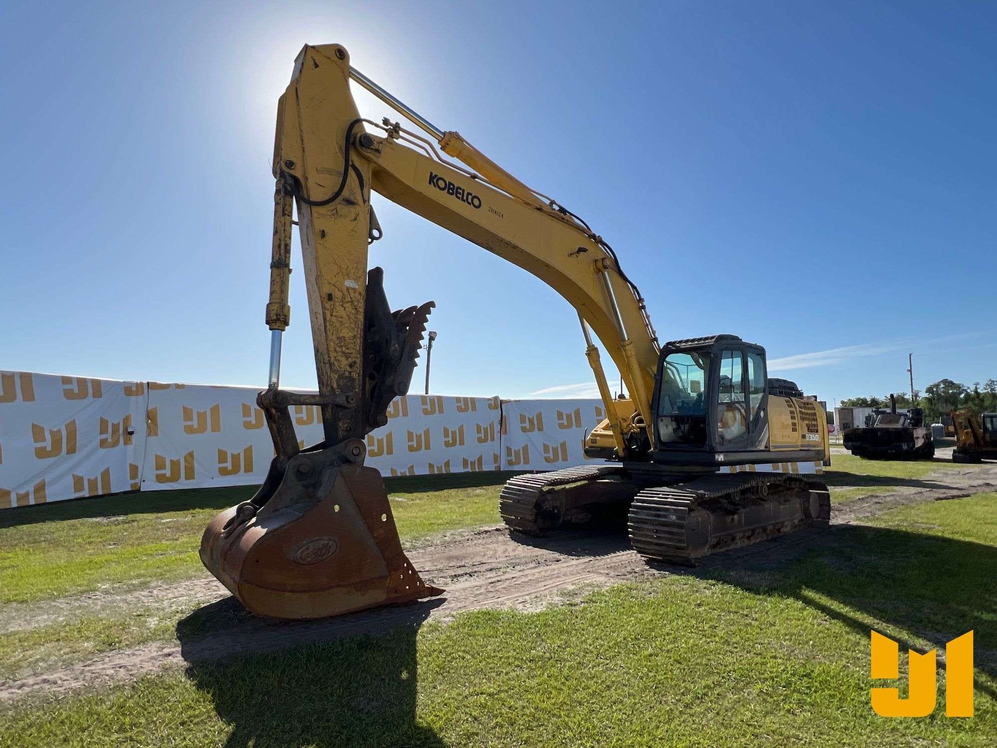 Kobelco SK350LC-9 Equipment Image0