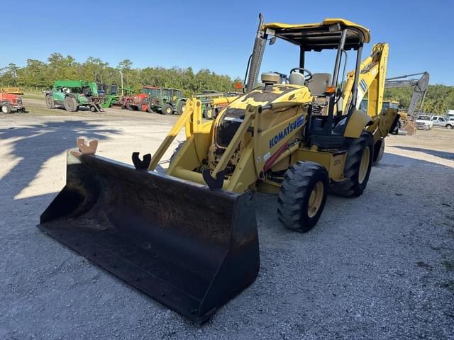 Image of Komatsu WB146 equipment image 4